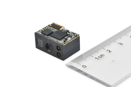 LV3396二维码识读模组的体积非常小，很容易内嵌到各种医疗手持设备中，并开放USB口、RS232串口等数据传输接口